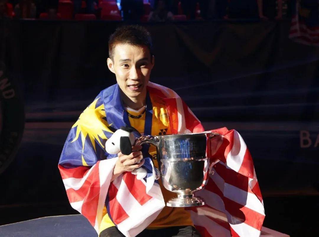 九游娱乐官方-马来西亚羽毛球队爆冷日本羽毛球队，李宗伟关键制胜的简单介绍