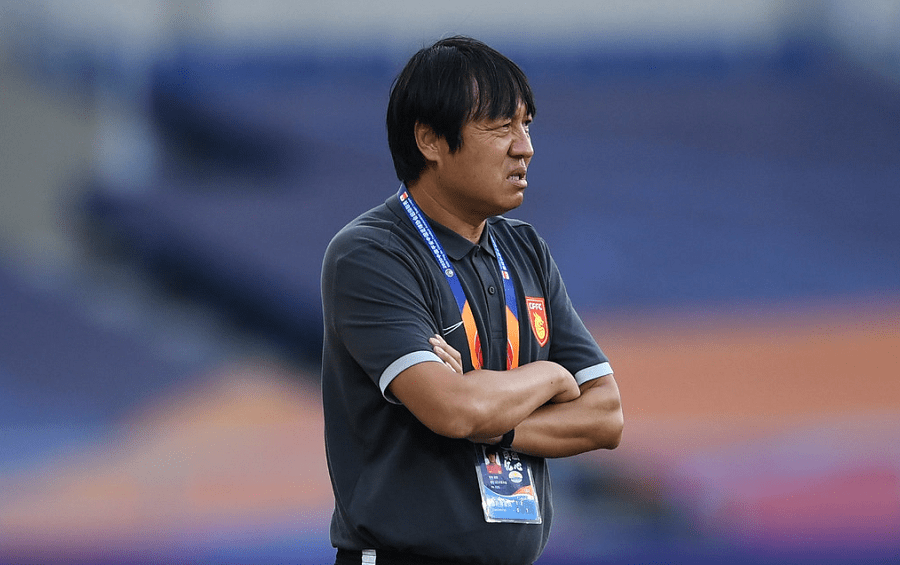 九游体育直播-亚眠客场失利遭遇滑铁卢，难掩失落的简单介绍