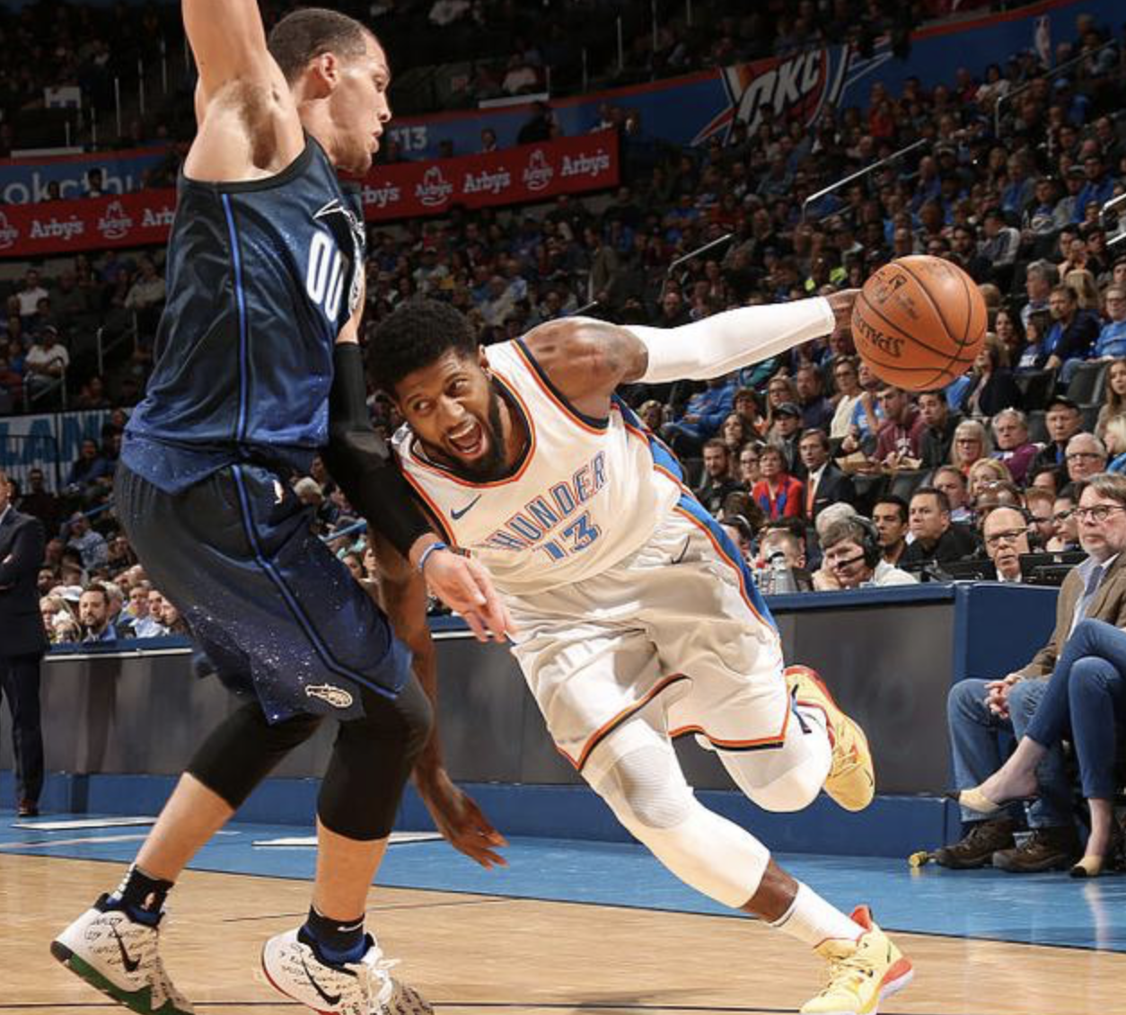 九游体育直播-特内里费主场大获全胜,豪取三分的简单介绍