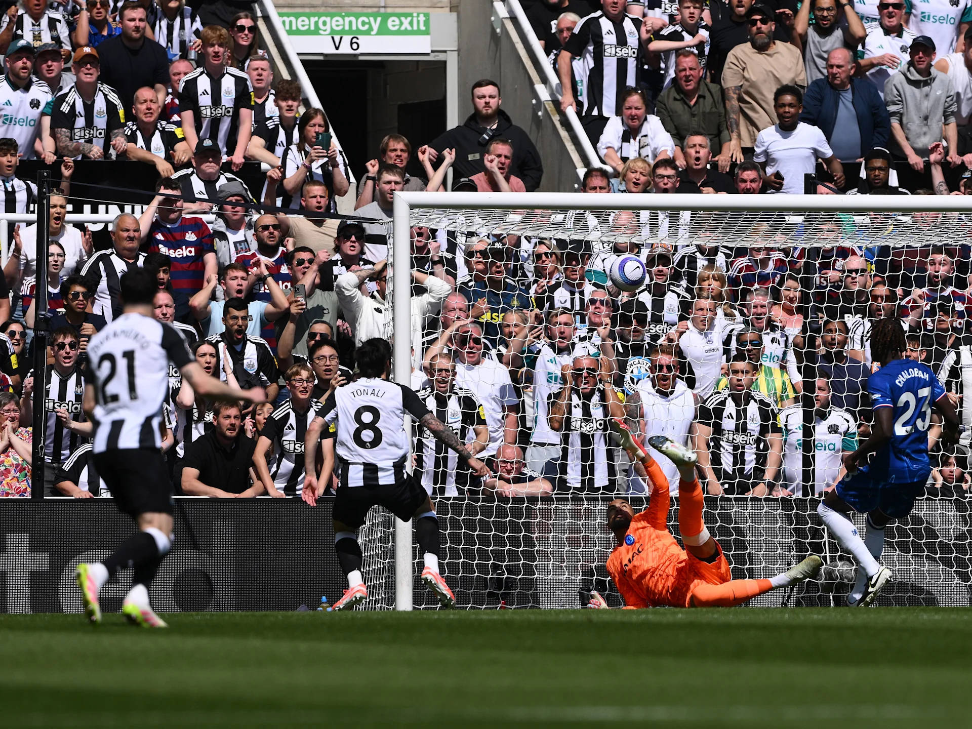 包含巨人战平，胜者晋级！利物浦战切尔西的词条