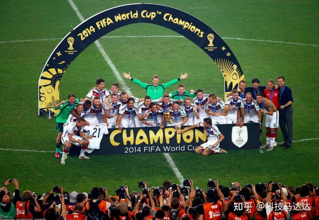 关于德国队险胜日本队，梁靖崑统治全场的信息