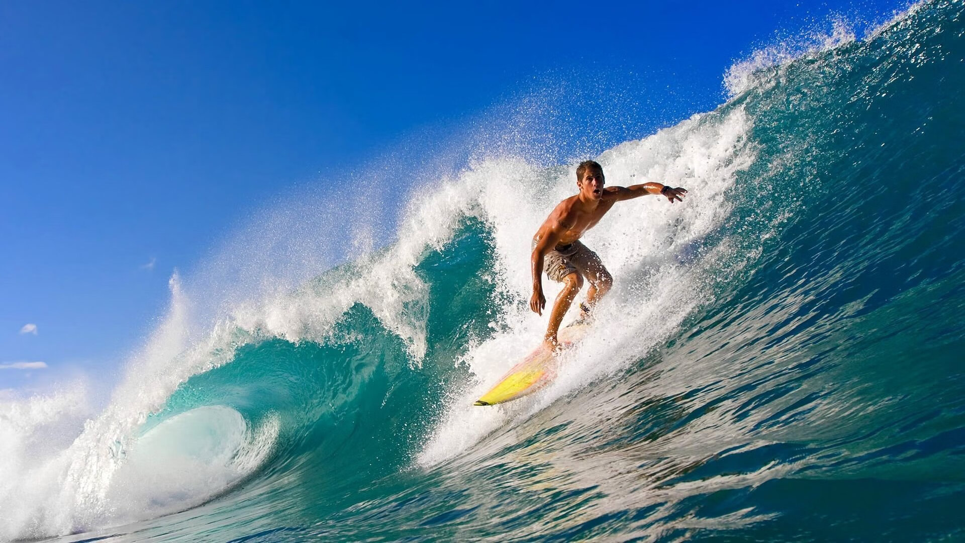 绿茵场外的鏖战，当法国队遇见英格兰队，许昕的火热状态启示录